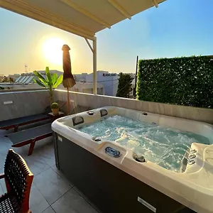 Diogenis Seaside Apartment